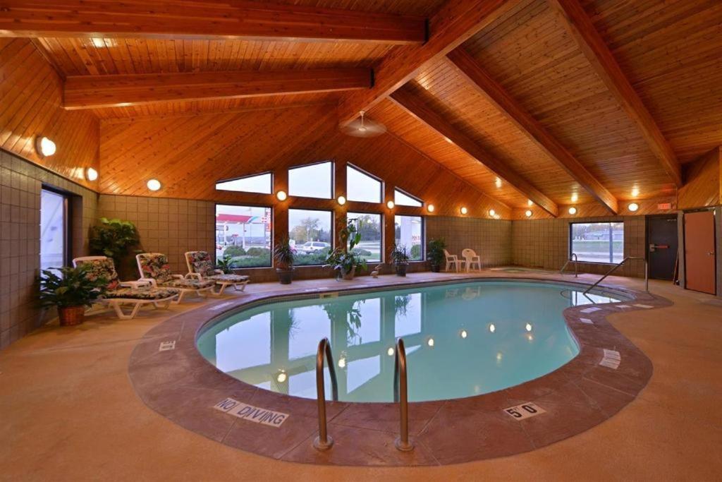Super 8 By Wyndham Hotel Glenwood