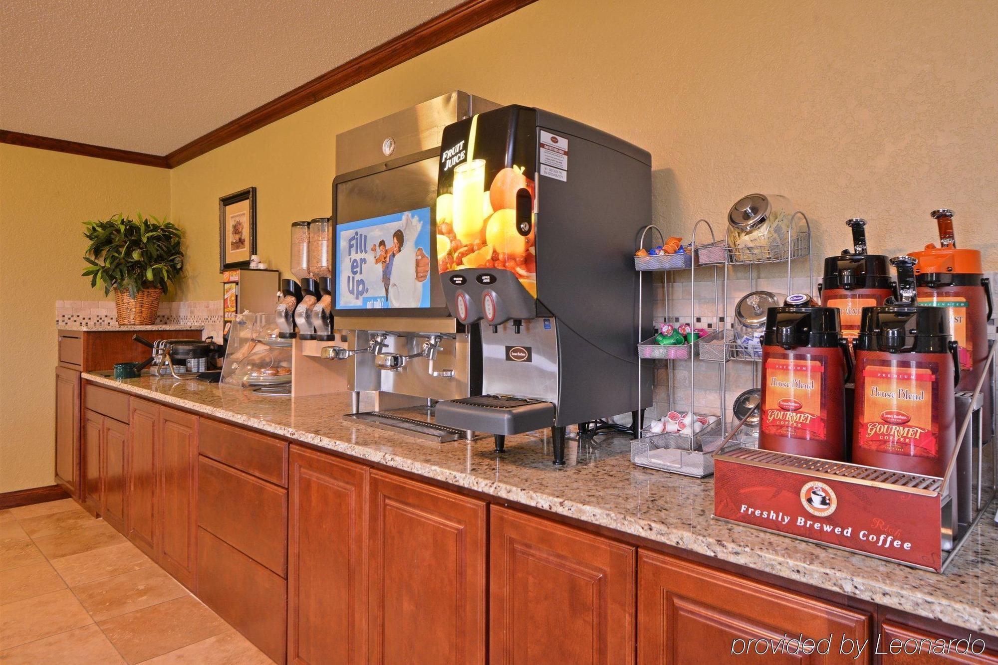 Super 8 By Wyndham 2*