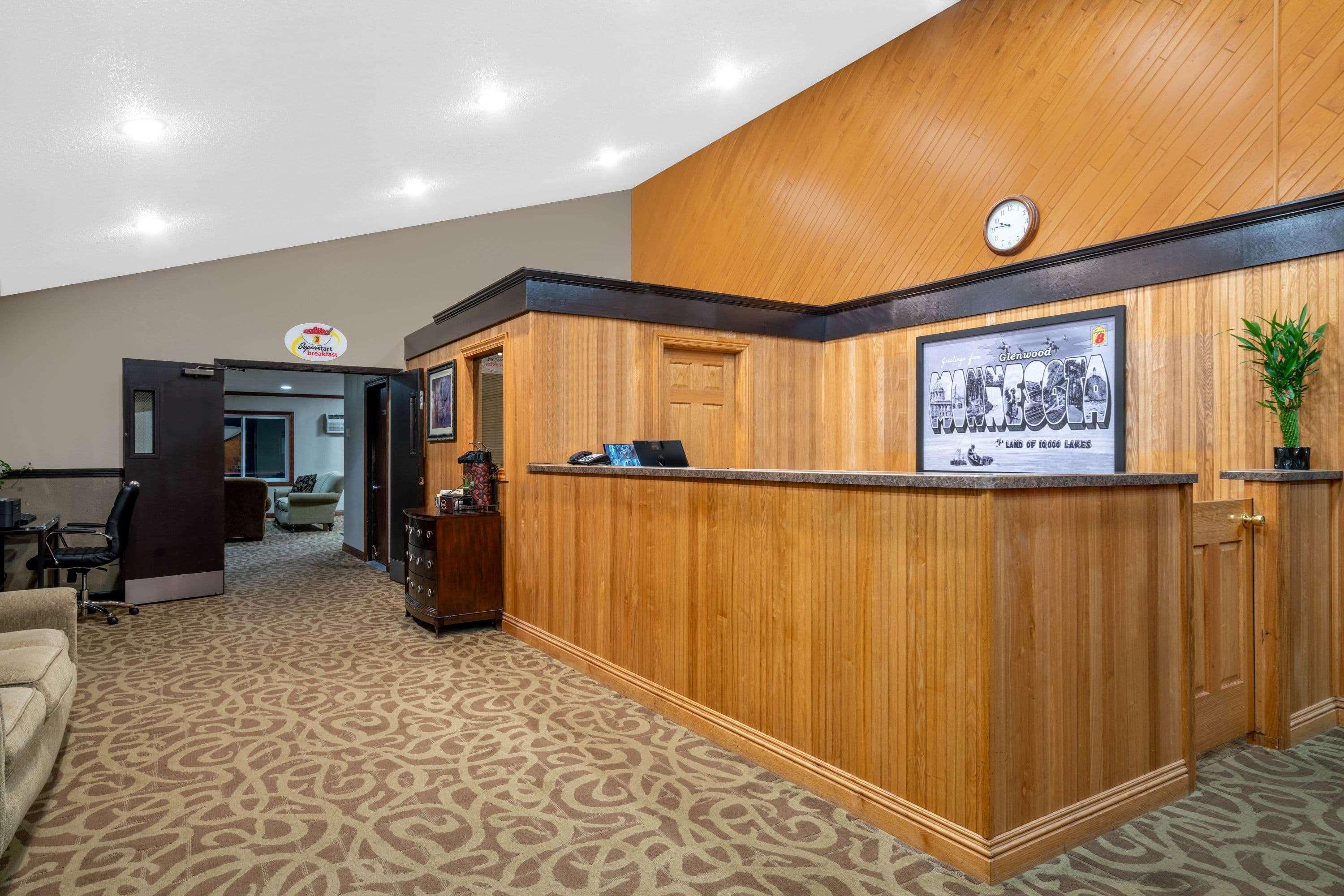 Hotel Super 8 By Wyndham Glenwood