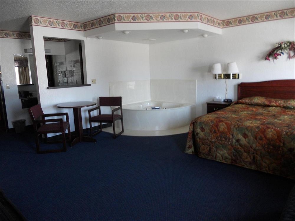 Super 8 By Wyndham 2* Glenwood
